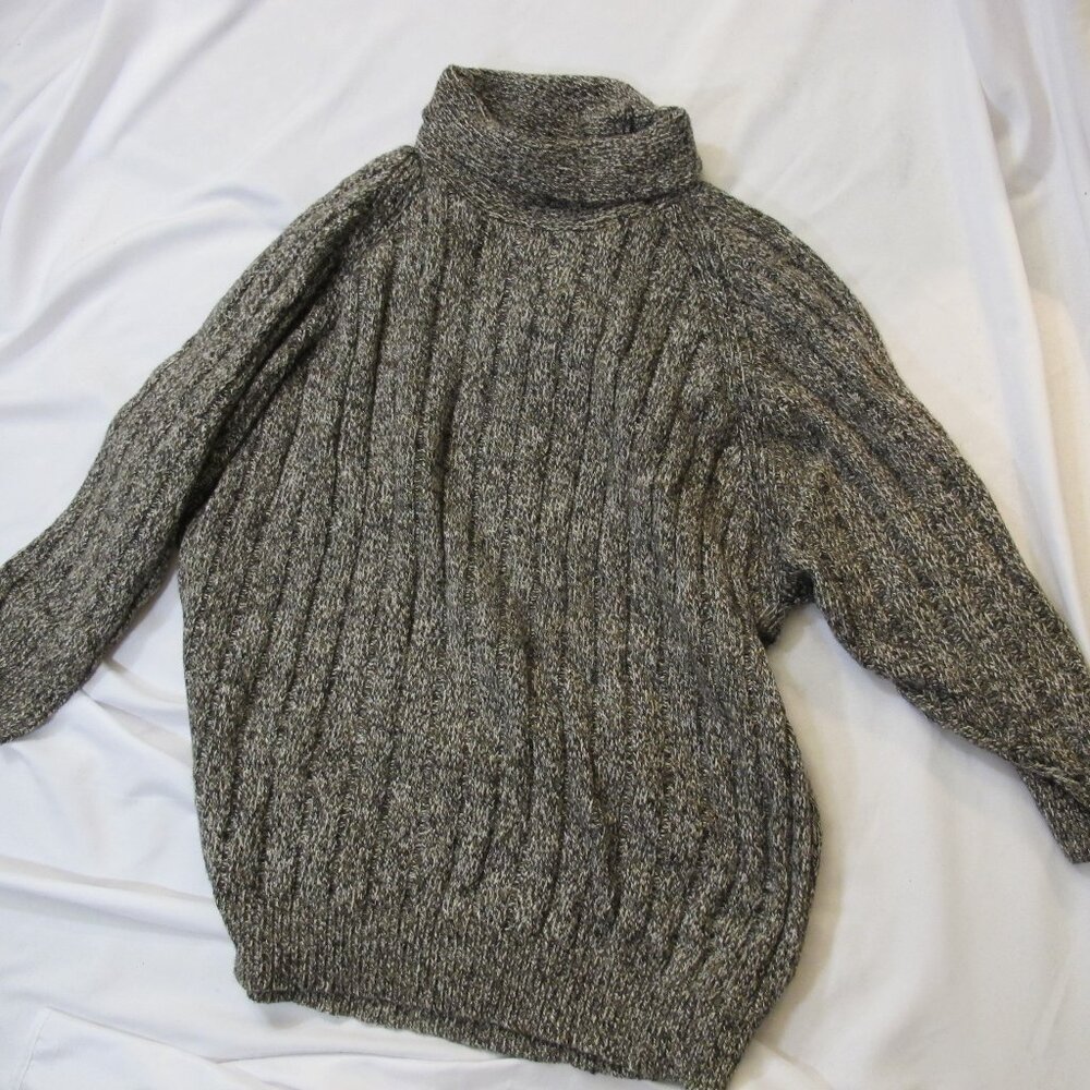 Liz and Co silk and wool blend turtleneck fisherman’s sweater L